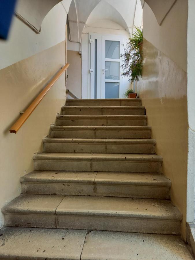 Apartamento La Casa Di Carmen Melfi Exterior foto